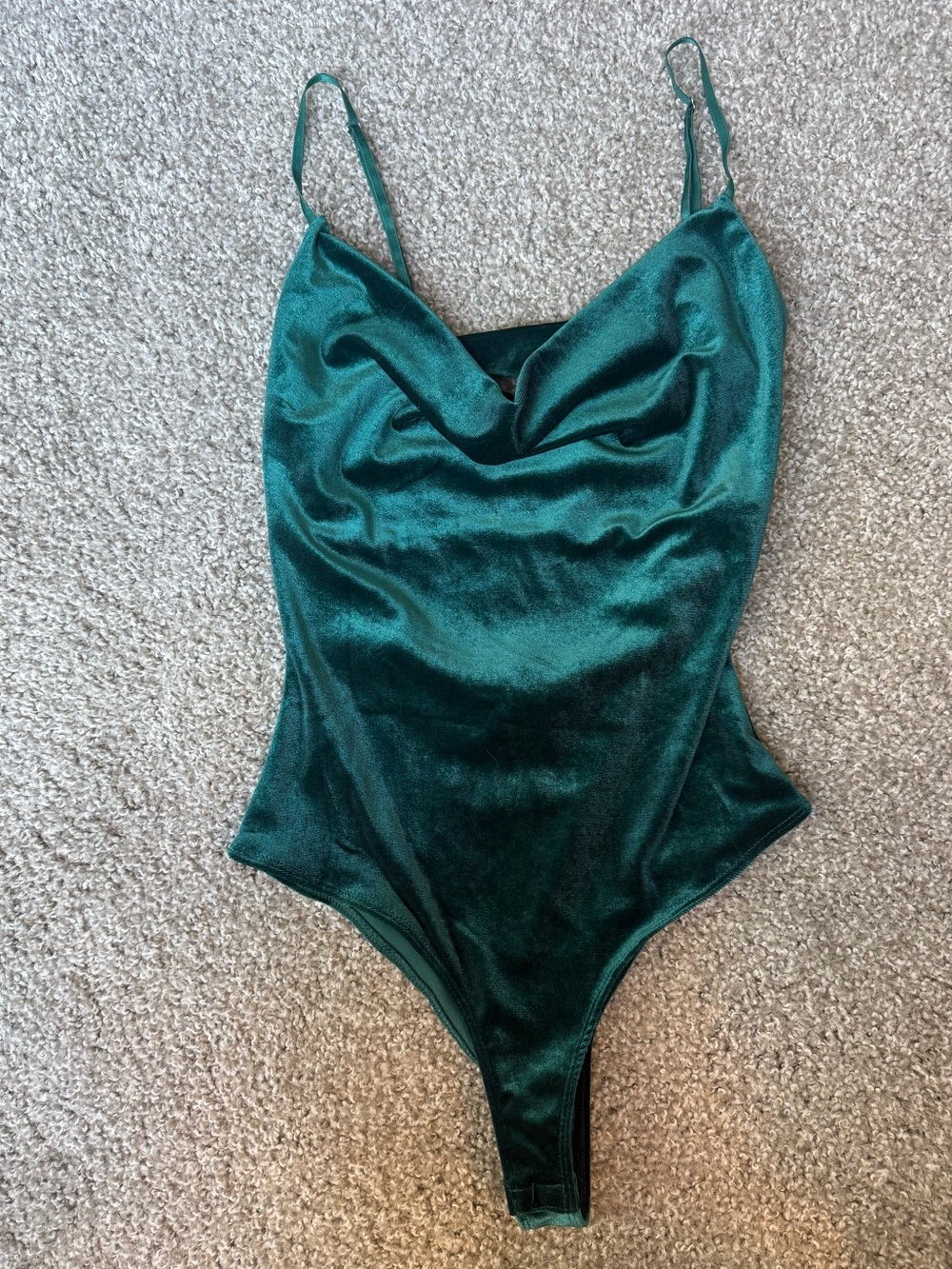 Fashion Nova Hunter Green Velvet Cowl Bodysuit